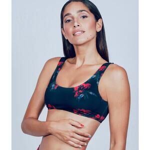 La Gotta Swimwear Top Size Medium Black and Red NWOT